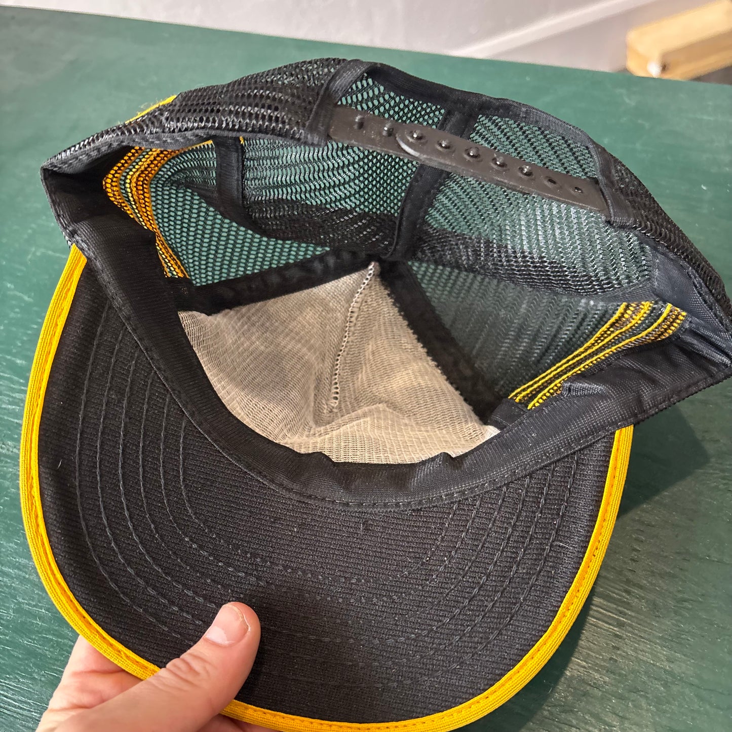 Vintage RARE Purdue Boilermakers Trucker Snapback Hat