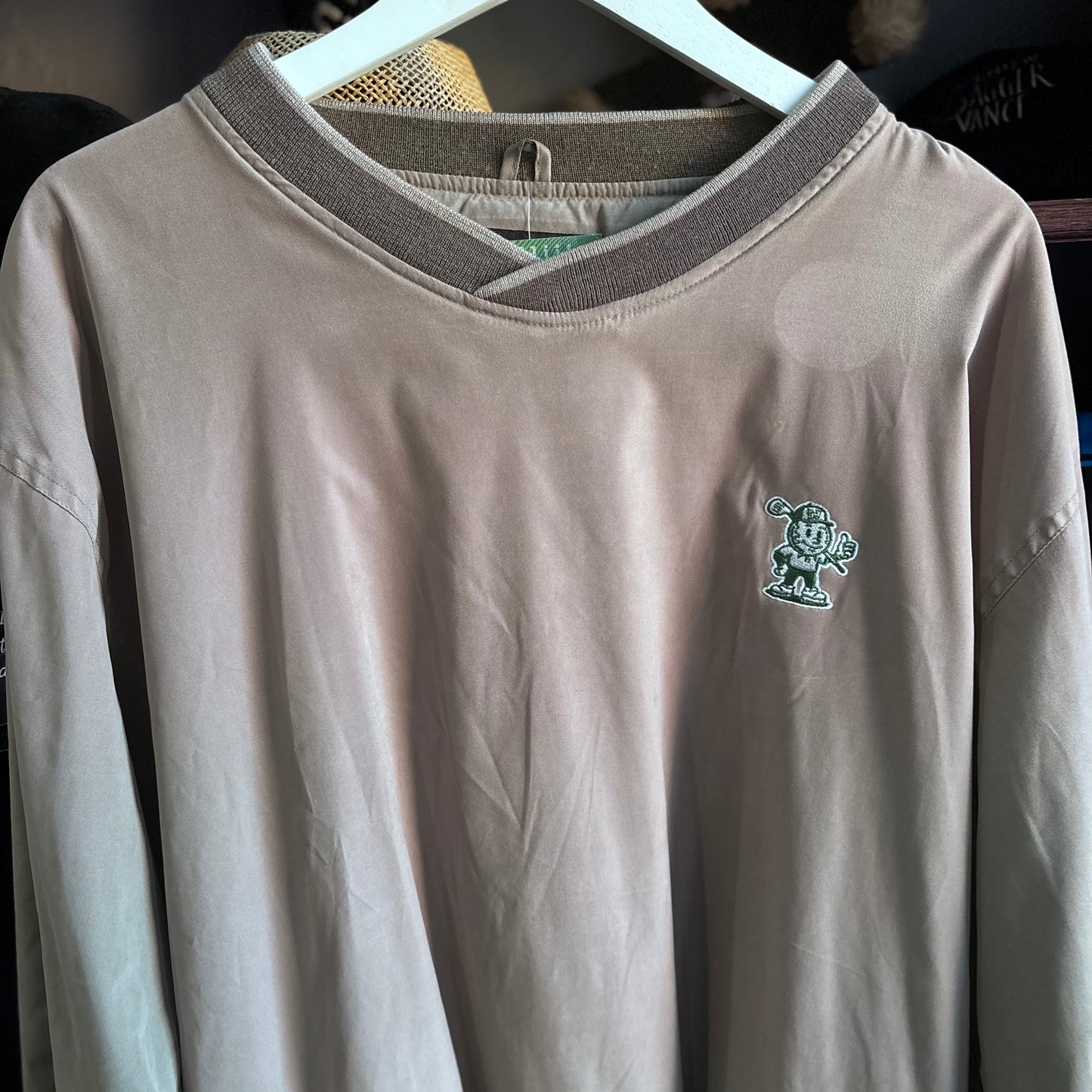 Repurposed Emblem Pullover embroidered brown