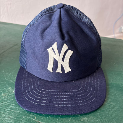 Rare Vintage New York Yankees Trucker SnapBack Hat