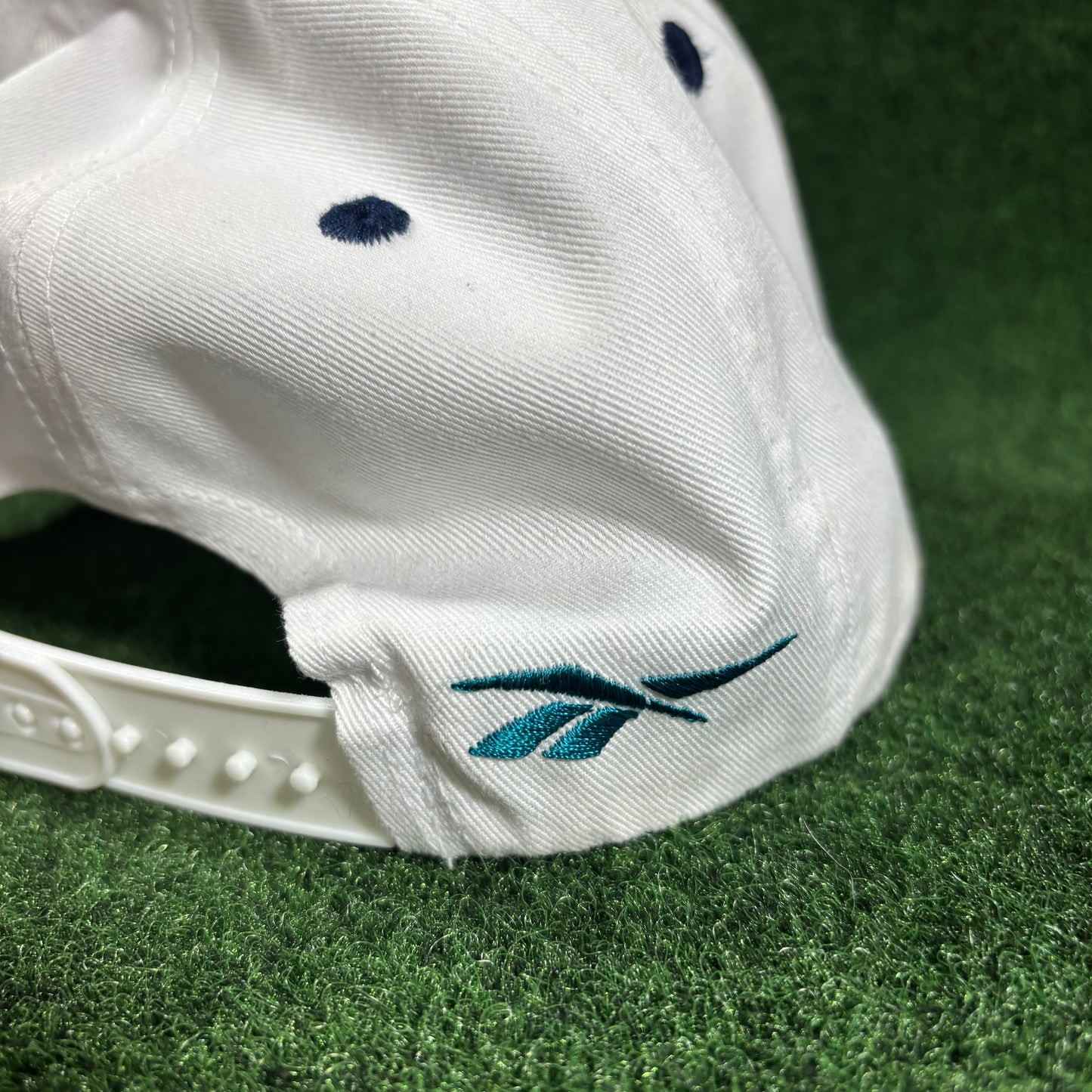 Vintage Reebok Snapback Hat