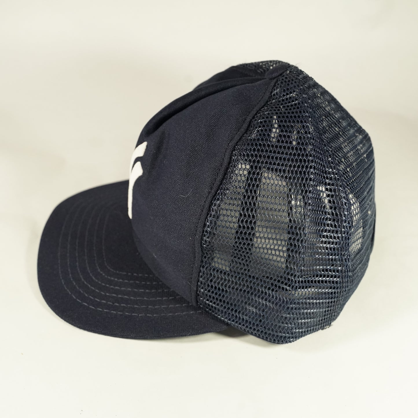 Vintage OLD  New York Yankees trucker snapback hat navy blue