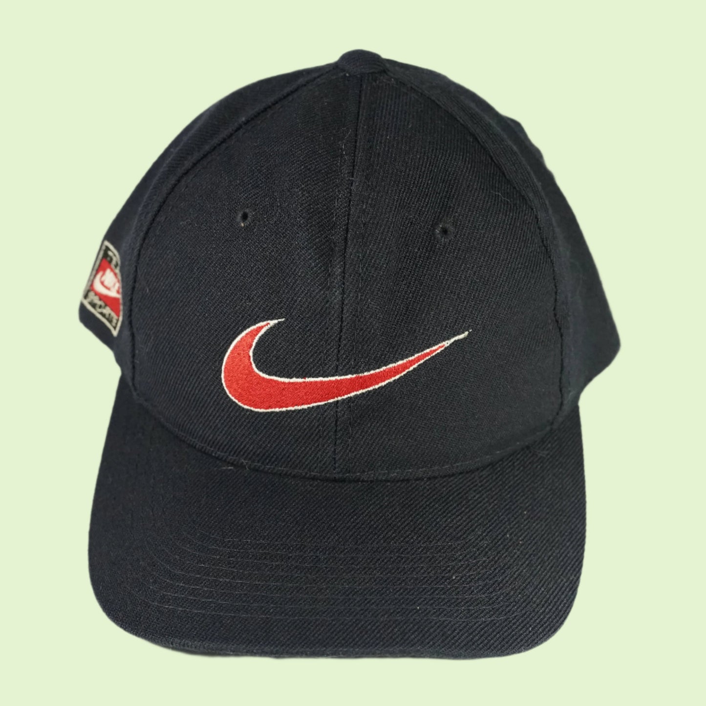 Vintage Rare Nike Snapback Hat with Nike emblem on snap
