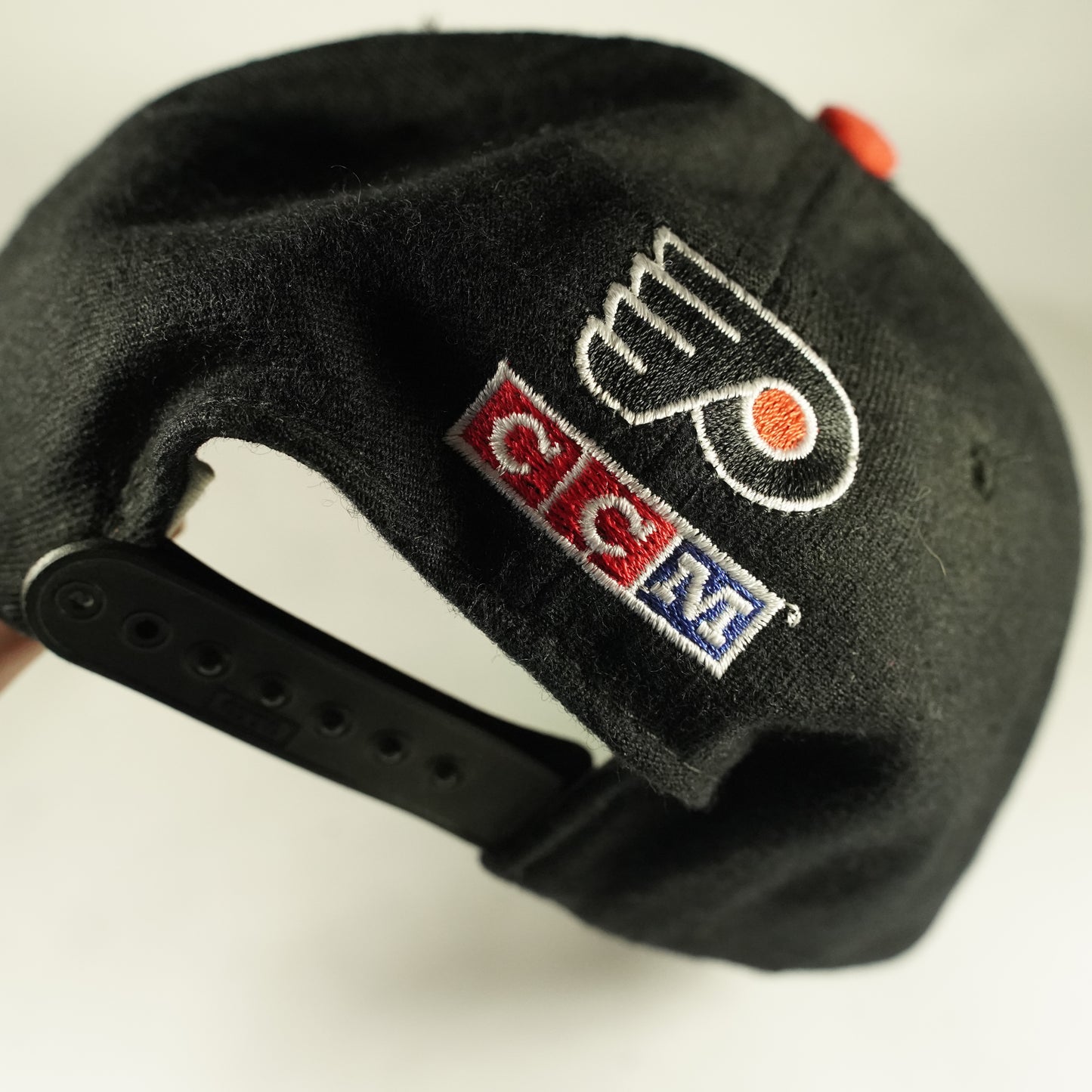 Vintage Philidelphia Flyers CCM snapback hat green underbrim