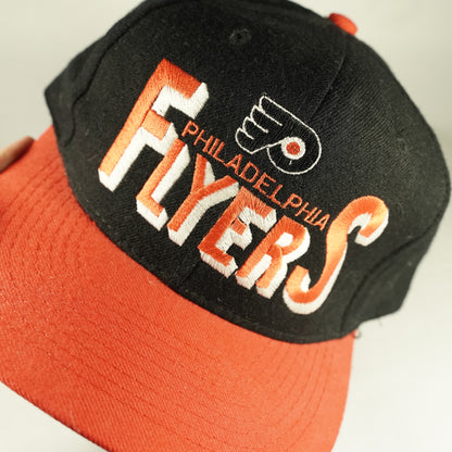 Vintage Philidelphia Flyers CCM snapback hat green underbrim