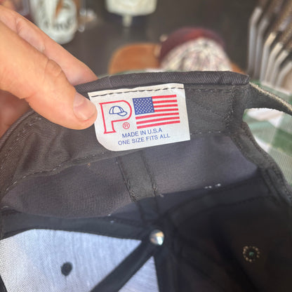 Vintage We Nyne Old Golles leather strap back