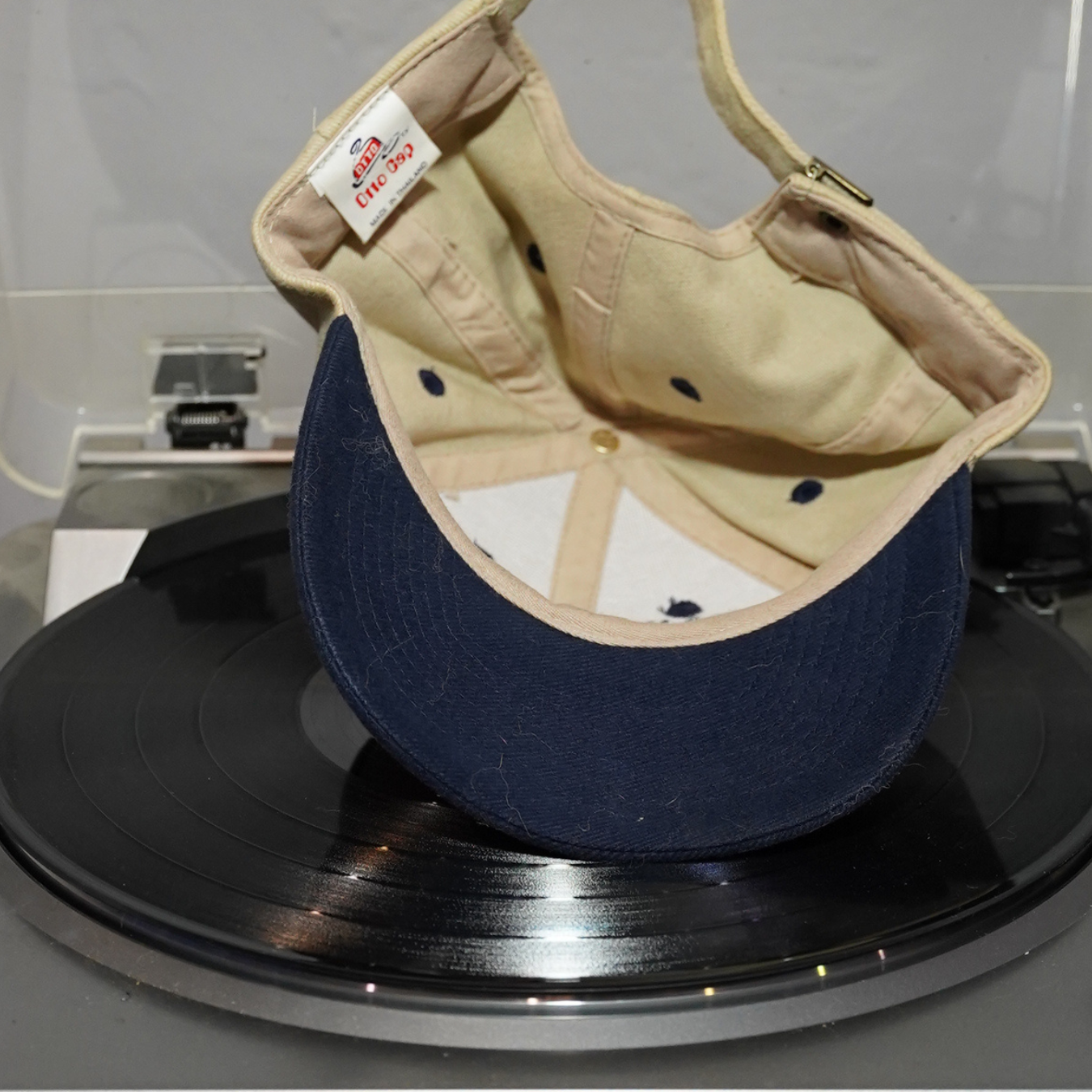 Vintage Chicago Half Mile Embroidered Hat Snapback.